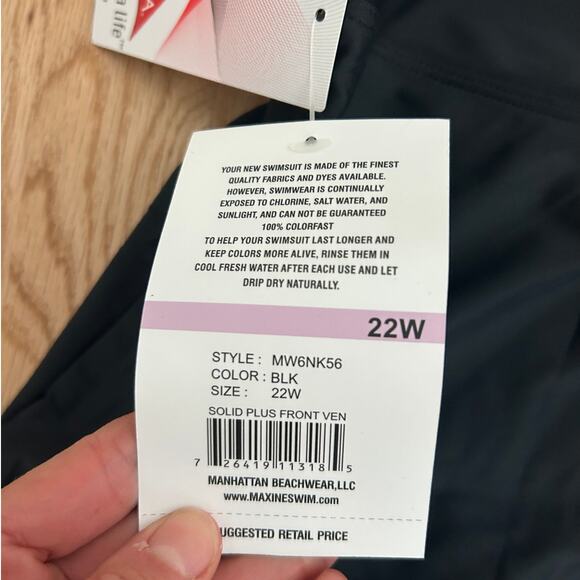 Maxine of Hollywood Plus Size Swim Skort - Size 22W - NWT - Picture 5 of 7